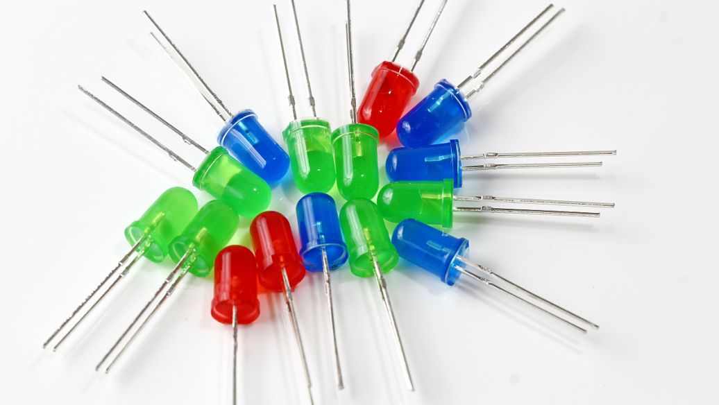 有機發(fā)光二極管（OLEDs）